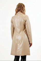 Damen Lederkurzmantel Lammnappa beige mit Finnraccoon Kragen Echtpelz und Gürtel