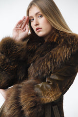 exklusive Damen Lammfelljacke mit Pelz und Gürtel