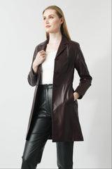 Dünner Damen Lederblazer in Geh-Rock Form in Lammnappa Oxblood