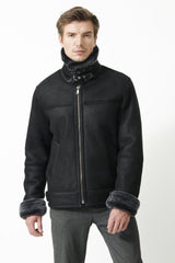 kurze Herren Lammfelljacke wie gewachsen in schwarz nappiert aus Leipzig
