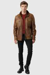 Kurze Herren Lammfelljacke Entrefino Braun mit Stehkragen und Brusttaschen
