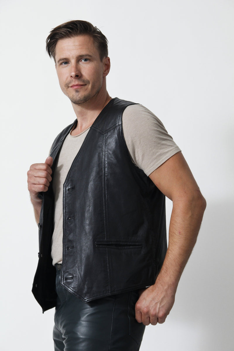 Klassische Herren Weste in Lammnappa vintage schwarz mit V-Ausschnitt 