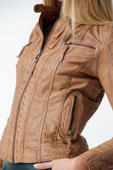 Kurze Damen Lederjacke aus Lammnappa Cognac im Vintage Look tailliert