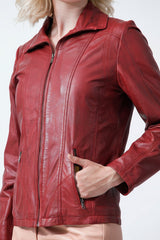 Kurze sportliche echte Damen Lederjacke aus Lammnappa in rot vintage Look tailiert