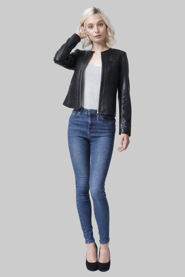 Kragenloser Damen Bolero in Lammnappa schwarz mit Flechteinsätzen