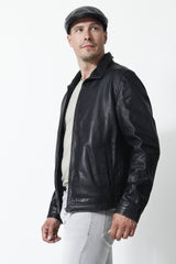 Schlichte Herren Lederjacke in Schwarz Lammnappa mit zwei Eingriffstaschen