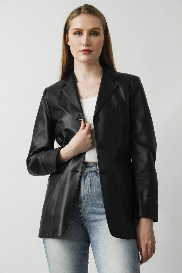 Schicke Damen Lederjacke als Blazer aus Lammnappa in schwarz tailliert