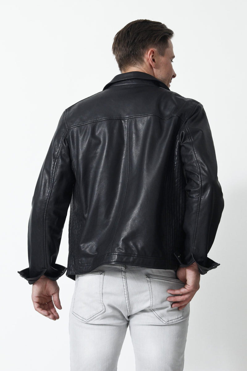 Schlichte Herren Lederjacke in Schwarz Lammnappa mit zwei Eingriffstaschen