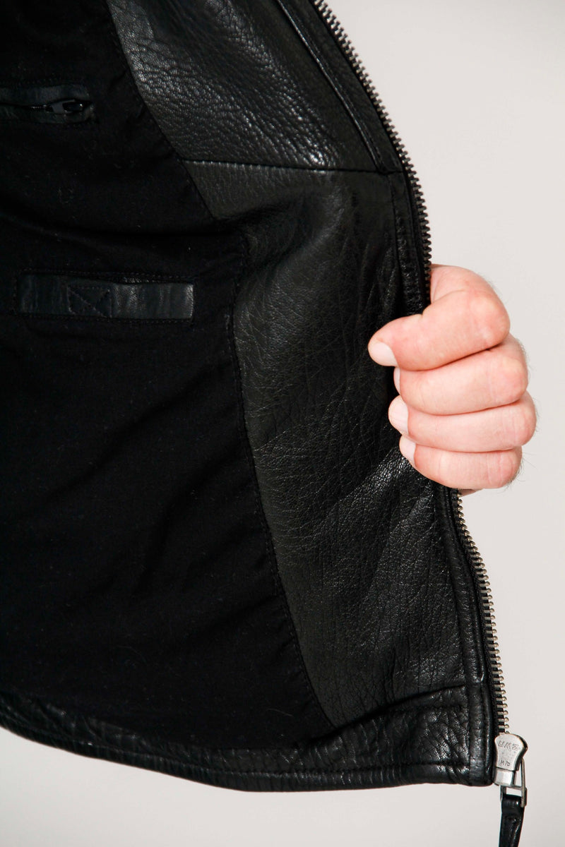 Kurze Herren Bikerlederjacke aus New Zealand Lammnappa schwarz Bubble Effekt